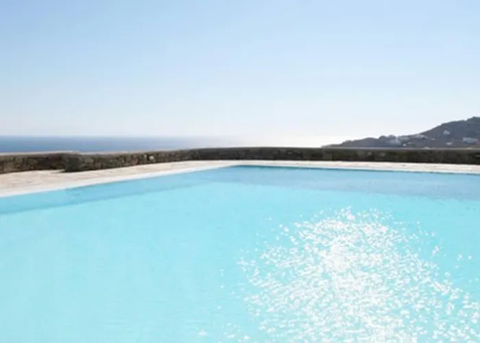 Super Three In * Super Paradise Beach (Mykonos)